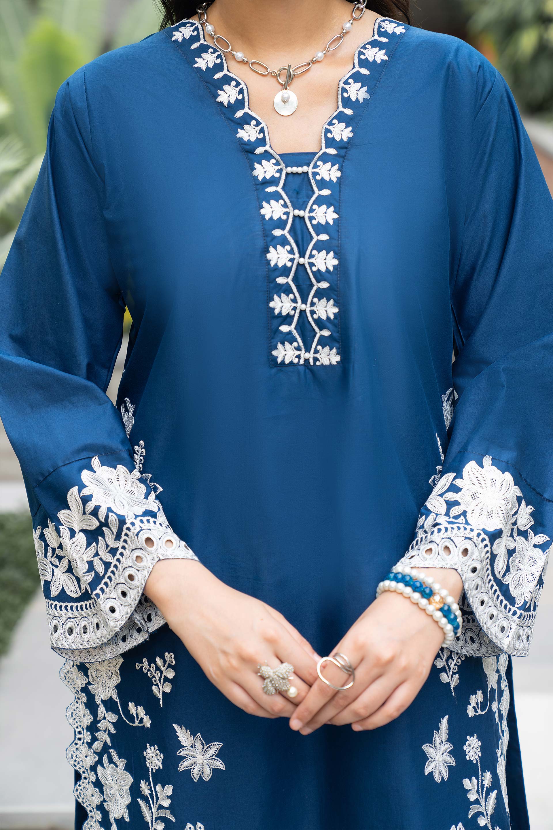 Blue Petal - Image 7