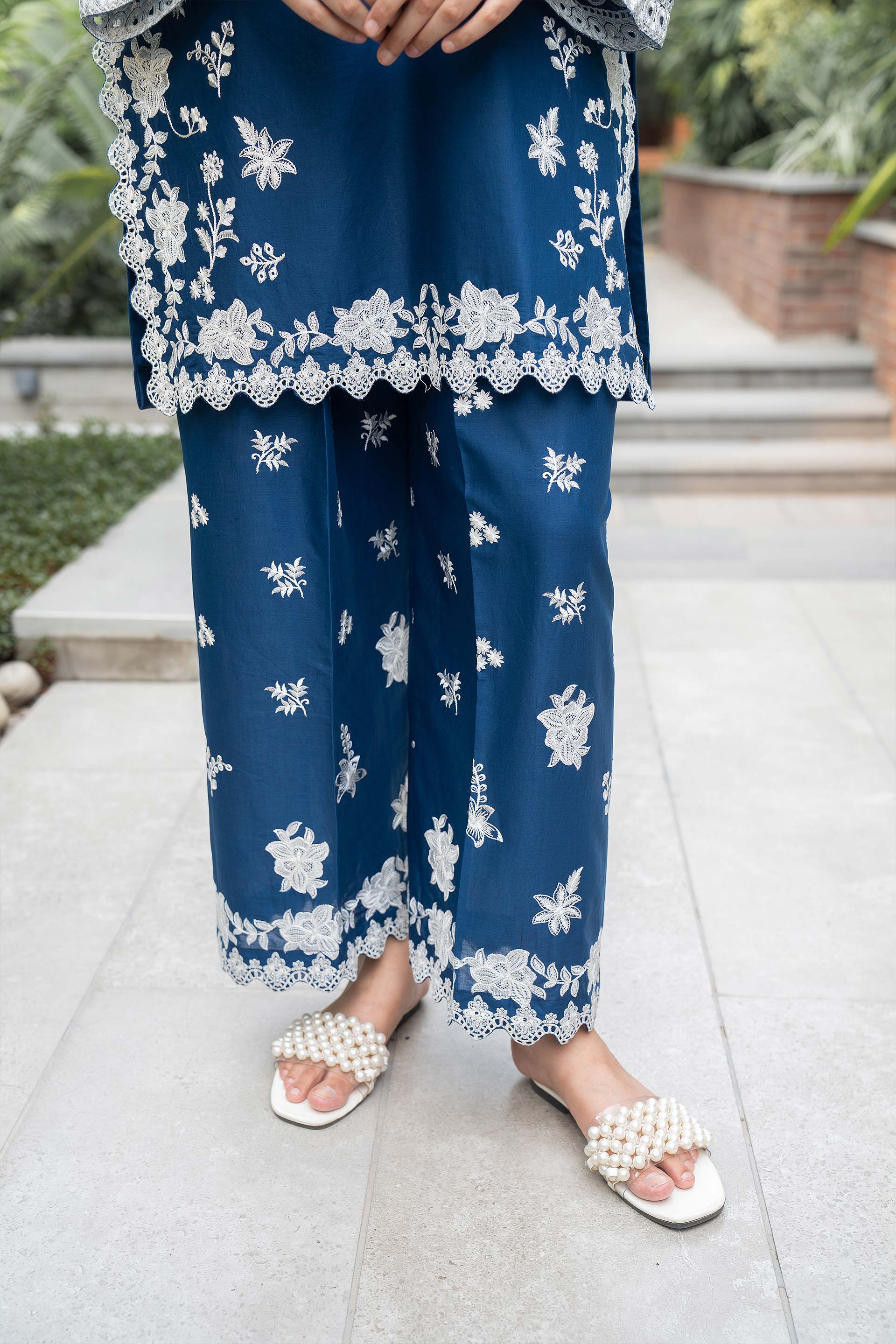 Blue Petal - Image 8