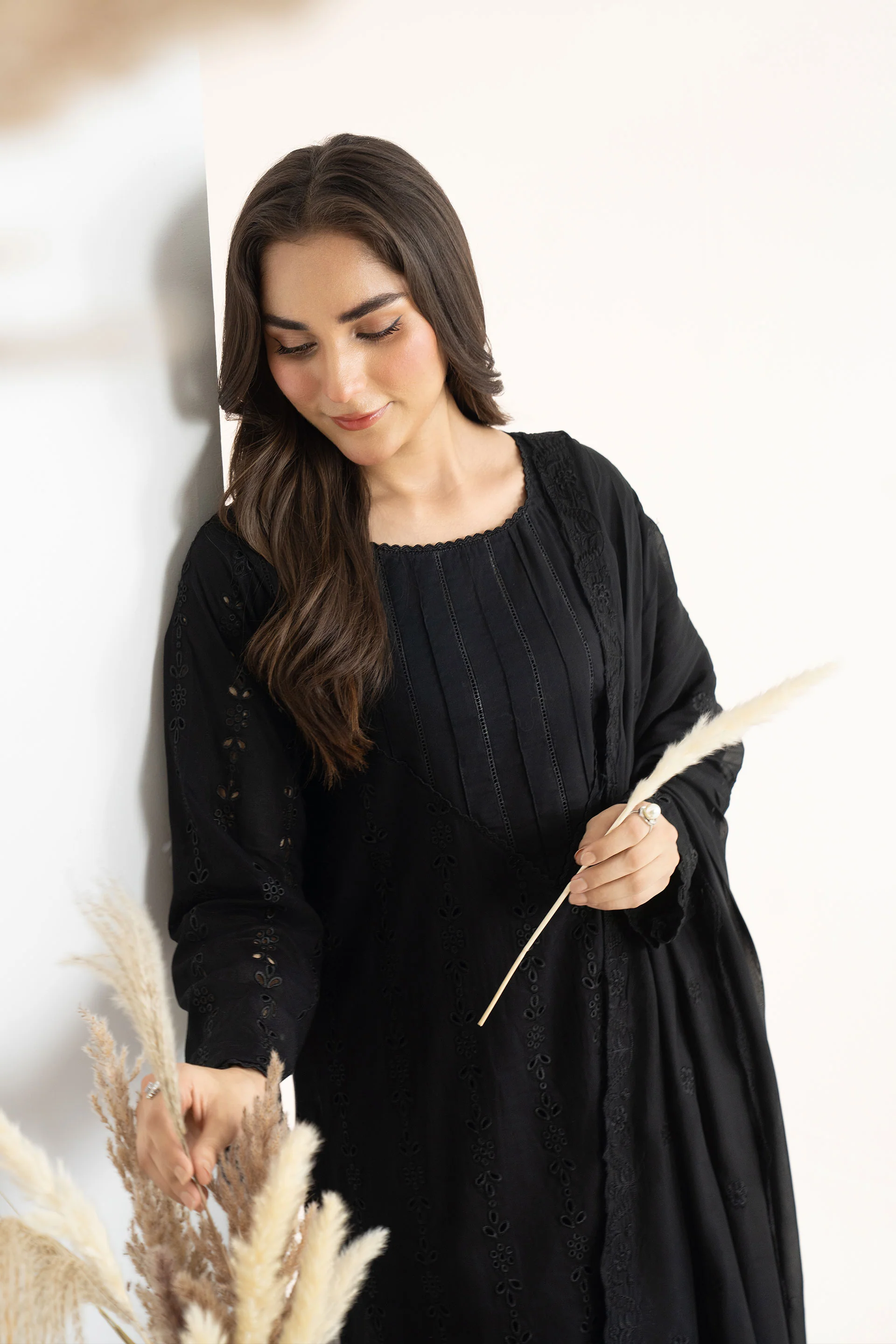 Classic Noir - Image 3