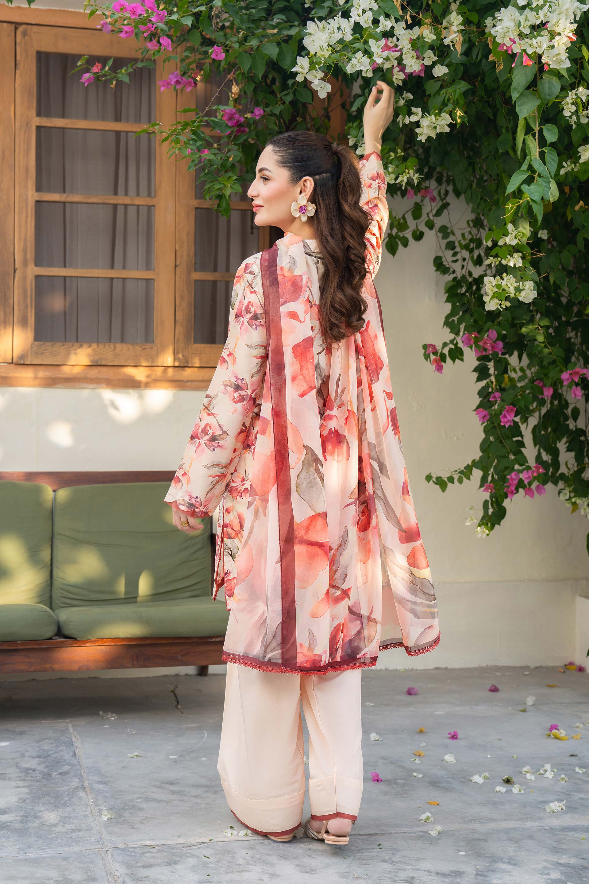 Coral Blush - Image 7