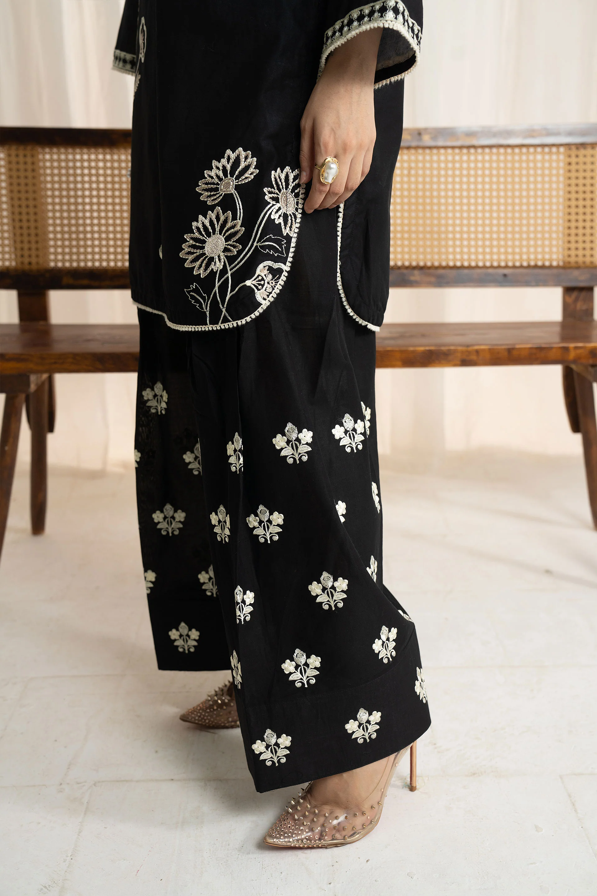 Moonlight Glow - Image 11